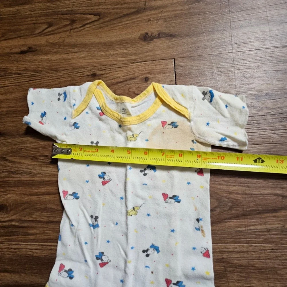 Vintage 80s Disney Mickey Mouse Pluto Baby One Piece‎ Bodysuit 18M Snap AOP